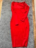 Rotes kleid Bayern - Mengkofen Vorschau