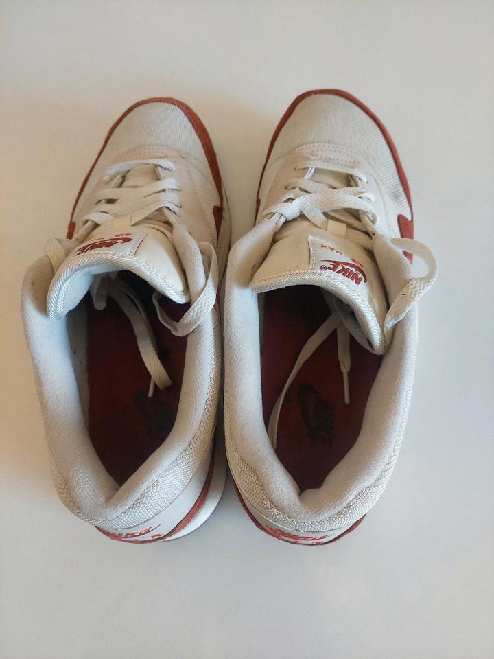 Nike Air Max 1 Mars Stone AH8145 104 EU45 in Sachsen Taucha kleinanzeigen