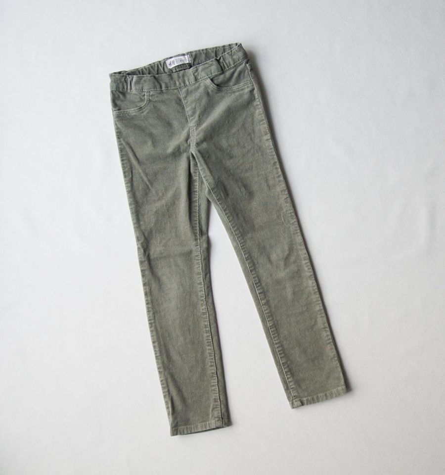 °° H&M °° Hose Cordtreggings Treggings khaki Gr 122 TOP in Dresden