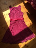 Festkleid Mädchen Spitze Gr. 32/34 Sachsen - Radebeul Vorschau