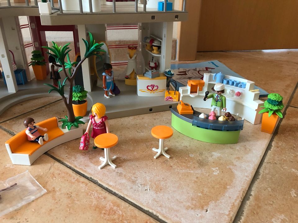 Playmobil City Life Shopping Center 5486 in Riedstadt