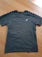 Nike Sportshirt dunkelgrün, Gr. M Niedersachsen - Achim Vorschau