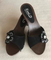 Elegante schwarze Leder Pantoletten / Sandalen, Gr. 37 - NEU Bayern - Schöllkrippen Vorschau