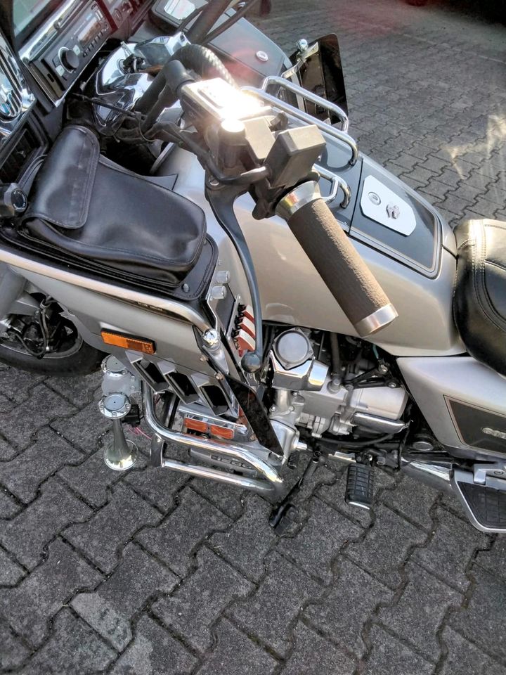 Goldwing 1200 Aspencape in Buch am Buchrain