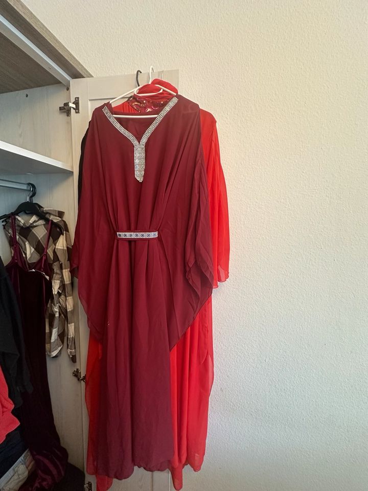 Arabisches Kleid in Frankfurt am Main