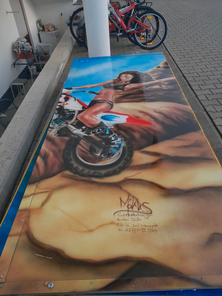 Airbrush Tafel ,Motorrad mit Frau, Deko,Werkstatt, Tankstelle, sc in Mengkofen