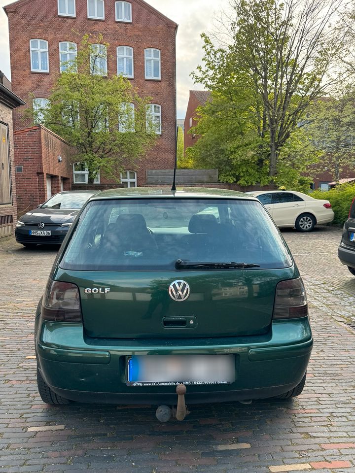 VW Golf IV in Neumünster