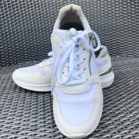 Ara Sneaker weiß/Silber zum Schnüren/Reißverschluss Größe 42 Niedersachsen - Winsen (Luhe) Vorschau