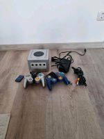 Nintendo Gamecube mit 2 Controllern Nordrhein-Westfalen - Mülheim (Ruhr) Vorschau