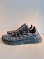 Adidas Pharell Williams Grau Sneaker Schuhe Wie neu Original Aubing-Lochhausen-Langwied - Aubing Vorschau