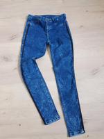 C&A Damen Jeans Hose Modern seitlich streifen Design Größe 36 Baden-Württemberg - Laupheim Vorschau