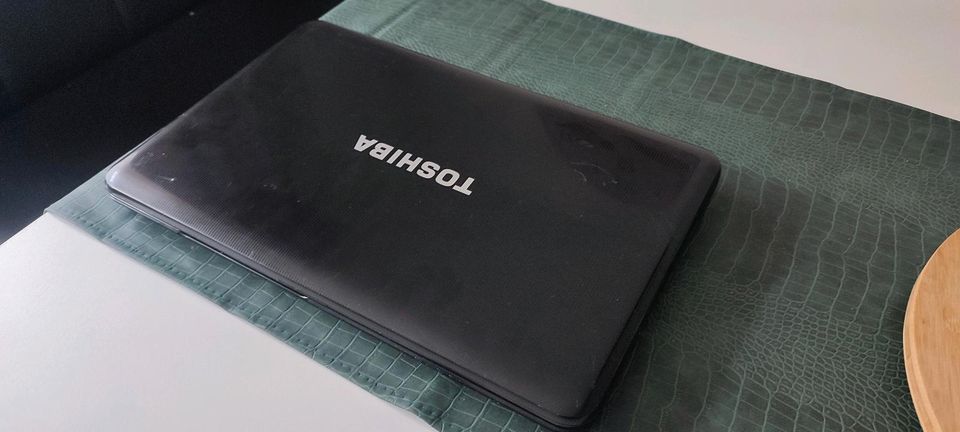 Toshiba Satellite Laptop zu verkaufen in Biebelsheim