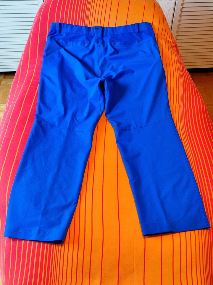 NIKE Chino Golf- und Freizeithose/royalblau (1a Dri-Fit Qualität) in Kassel