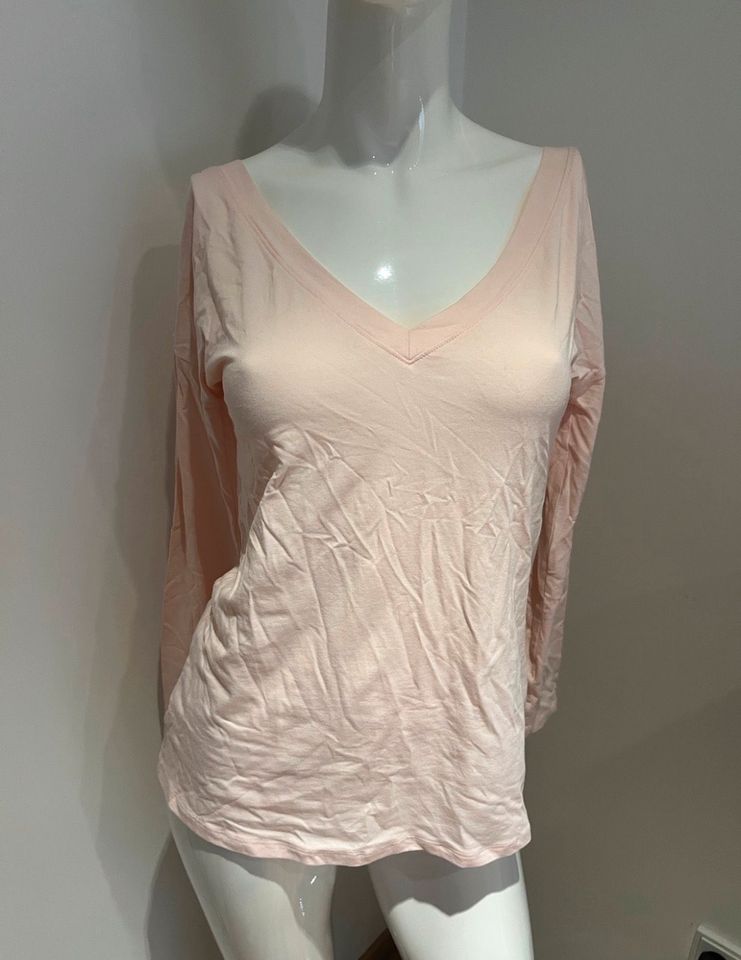 Hunkemöller Langarmiges Oberteil Sport T-Shirt 36/S in Nürnberg (Mittelfr)