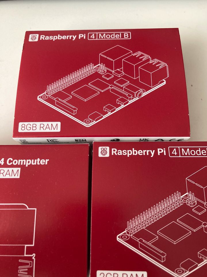 Raspberry Pi4 1GB / 2Gb / 8GB Neu OVP mehrere Vorhanden in Hamburg