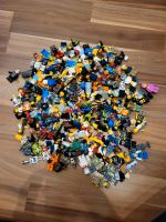 155 Lego Minifiguren (City, Star Wars, Spongebob etc) Rheinland-Pfalz - Römerberg Vorschau