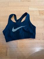 Nike Top zu verkaufen München - Hadern Vorschau