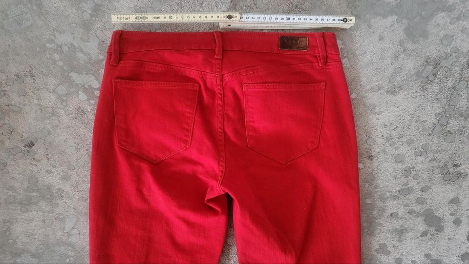 Esprit Jeans Skinny,Medium rise Gr.28/32 in Düsseldorf