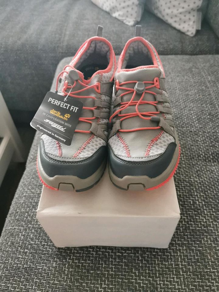 Jack Wolfskin Schuhe gr. 38 neu in Dietzenbach