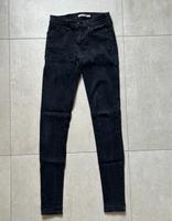 Levi‘s Jeans Super Skinny Damen 34 XS schwarz LEVIS Bayern - Saaldorf-Surheim Vorschau