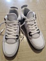 Herrensneaker Nike Jordan. Gr.44. Weiss.  Sportschuhe. Neuwertig Bayern - Ochsenfurt Vorschau