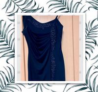 Sehr schicke Abendkleid dunkelblau Gr. M mit Steine Neuwertig ❤️ Berlin - Mitte Vorschau