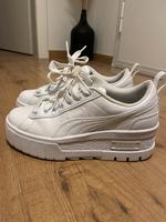 Puma Sneaker Plateau weiß Schuhe Sportschuhe 38 wie neu Düsseldorf - Unterbilk Vorschau