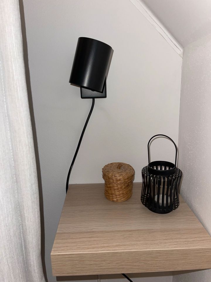 2x Ikea Wandregal LACK - Eiche weiß lasiert in Nürnberg (Mittelfr)