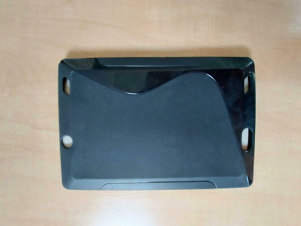 1 neuwertige schwarze KINDLE FIRE Tablet-Hülle unbekannter Größe in Hirschberg a.d. Bergstr.