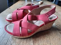 Clarks unstructured Sandalen Gr. 39 rot Nordrhein-Westfalen - Grevenbroich Vorschau