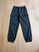 BERSHKA Tapered Cargo Sweatpant*Gr.S*schwarz*NEU Thüringen - Schmalkalden Vorschau