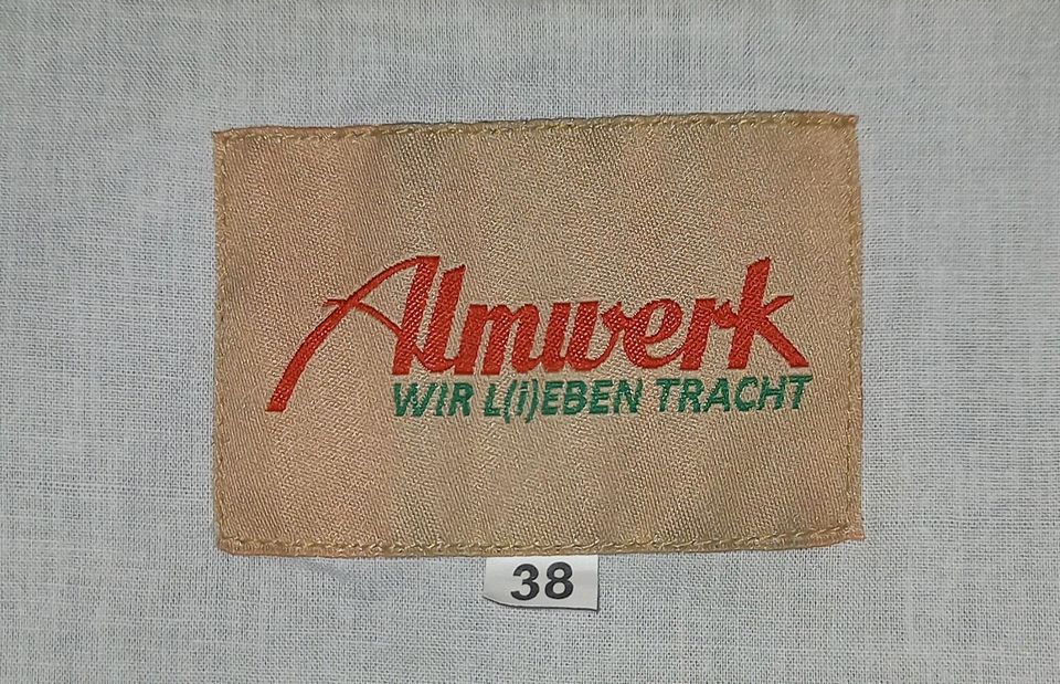 Almwerk Dirndl in Kraftsdorf