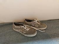 Vans Milton Original Blumen grau Leder Canvas Sneaker floral Nordrhein-Westfalen - Soest Vorschau