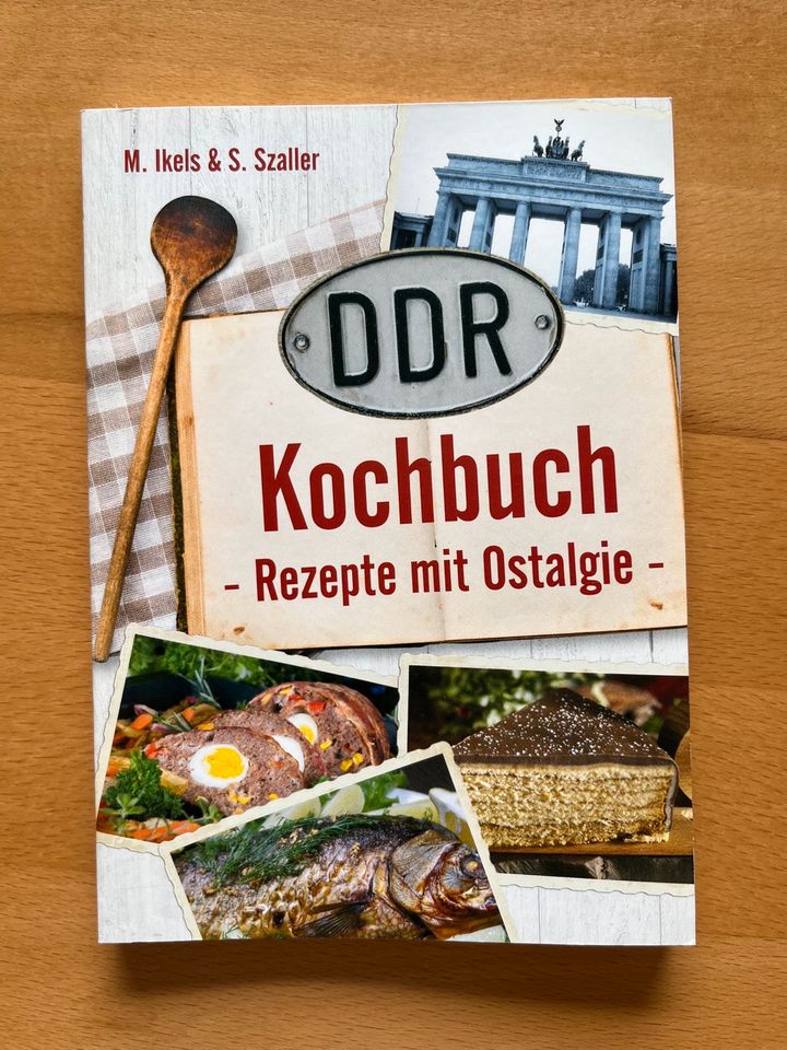 Verschiedene Kochbücher in Lichtenau