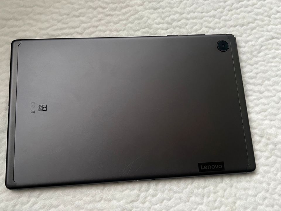 Tablet Lenovo new model M10 FHD octa core 2.30g 4gb ram 64gb rom in Freilassing