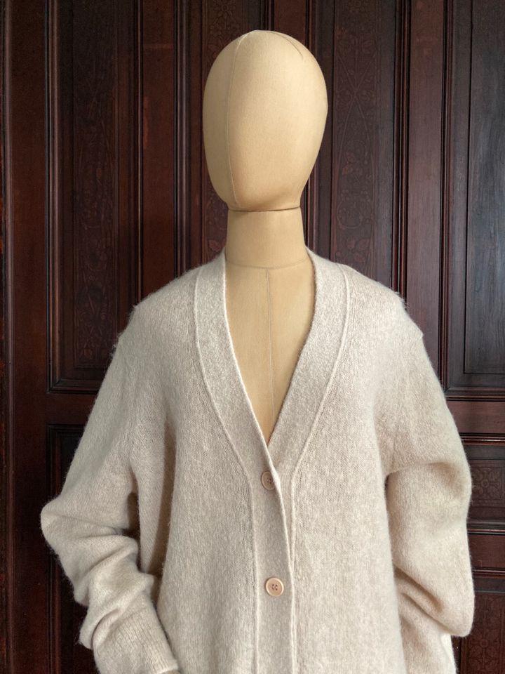 Strickjacke Arket Hippie Cardigan Knopfleiste Alpaka Wolle L in Hamburg