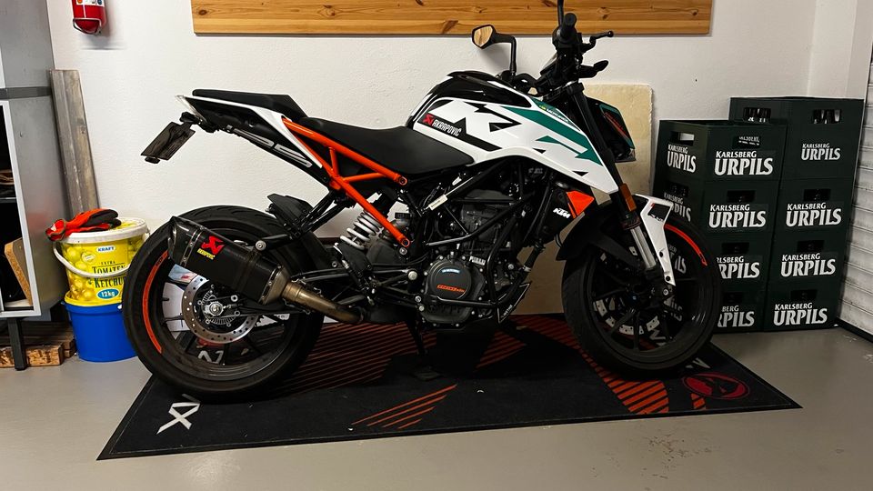 KTM Duke 125 in Lebach