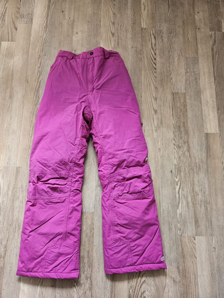 Trespass Skihose lila 3-4mal getragen Schneehose 134 140 in Everswinkel