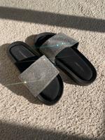 Pantoletten Sandalen mit Glitzersteinen Hessen - Friedberg (Hessen) Vorschau