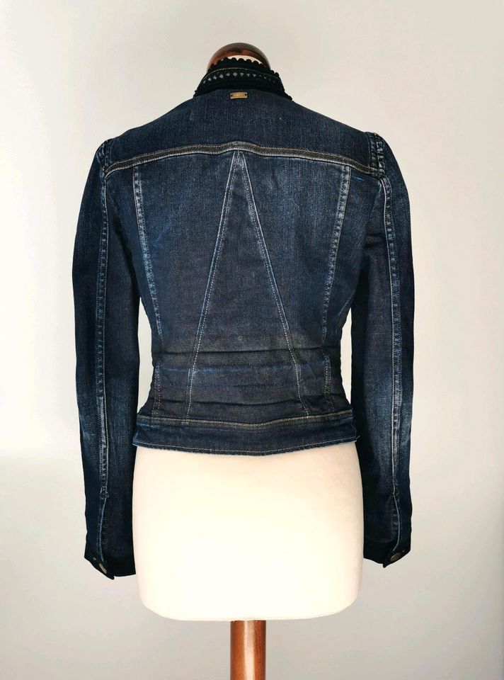 High Use - Jeansjacke mit Samt - Dark Blue - Gr. S / 36 - wie Neu in Köln