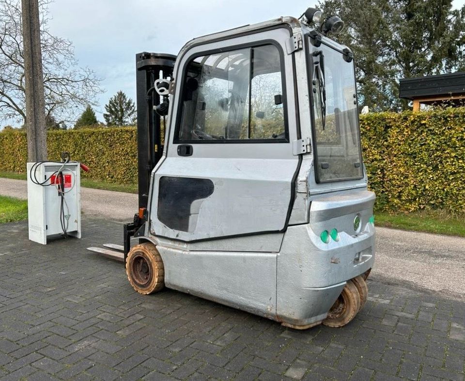 Elektro Stapler Cesab (Toyota) B320 Triplex Bj.2019 in Heinsberg