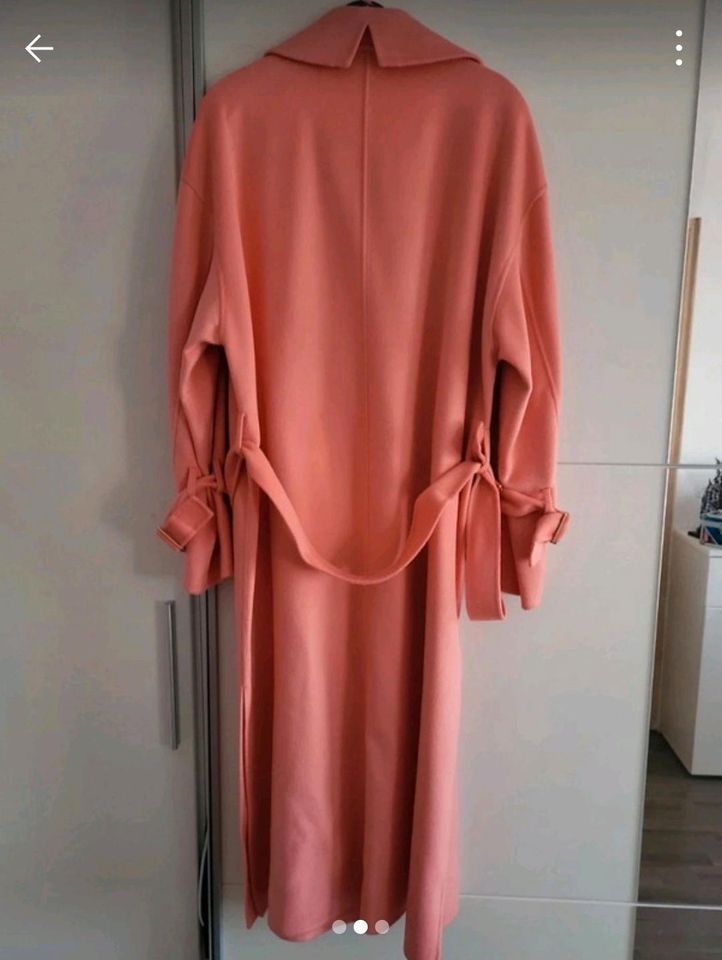 Marc Cain Mantel Neu/Rosa, Größe N3, Neupreis 899 Euro. in Wettin-Löbejün