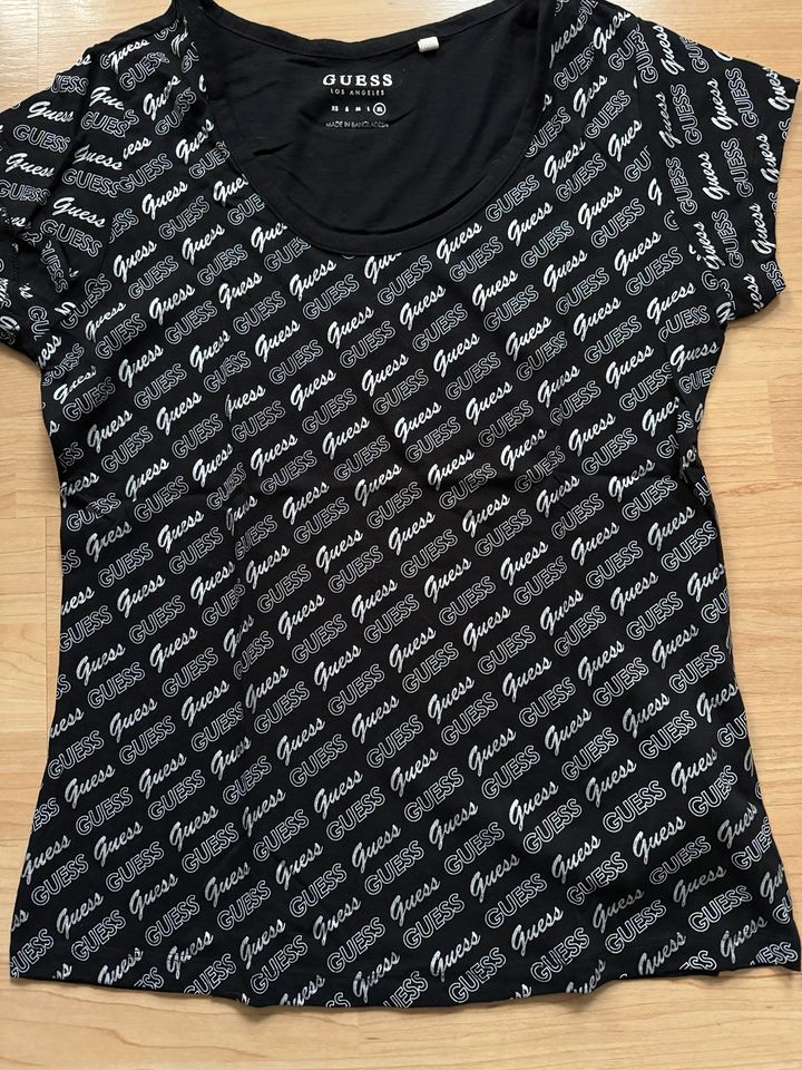 T-Shirt von Guess für Damen,Gr.XL,schwarz,Neuwertig in Sprockhövel