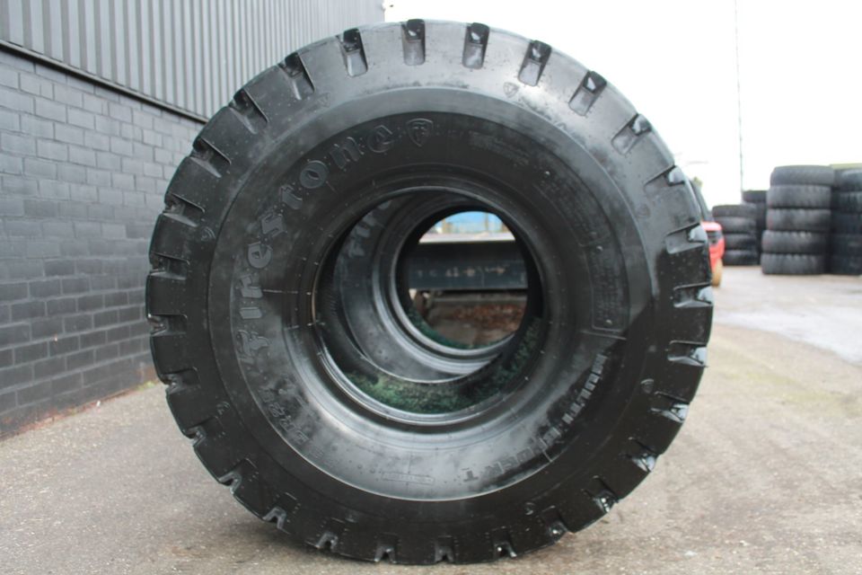 23.5r25 Firestone MultiBlock T 26mm Topzustand! 2 stuck! in Gangelt