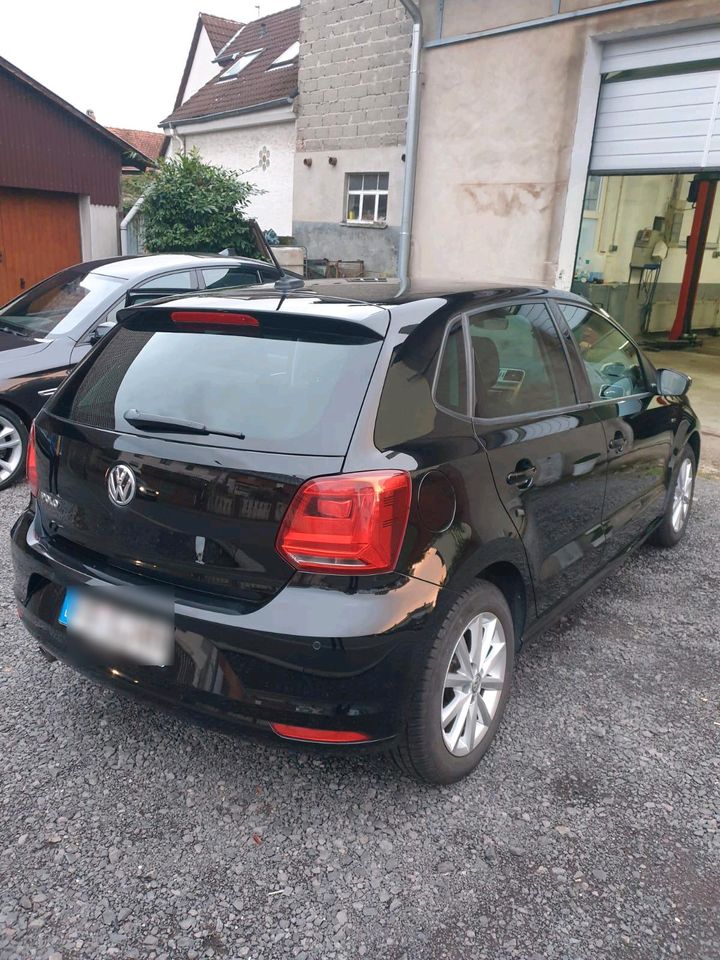 VW POLO LOUNGE BLUE MOTION 1,4 TDI in Hirzenhain