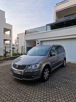 Volkswagen Touran 2.0 TDI 7 Sitze Baden-Württemberg - Korntal-Münchingen Vorschau