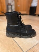 Catwalk Stiefel 36, Schnürboots Sachsen - Langenbernsdorf Vorschau