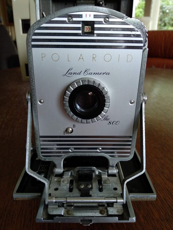 Polaroid Land Kamera „The 800“ in Horstmar