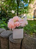 Künstliche Blumen mit Keramikvase Mitte - Wedding Vorschau
