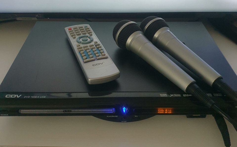 Karaoke CDV .  DVD 1636 K USB. in Halver